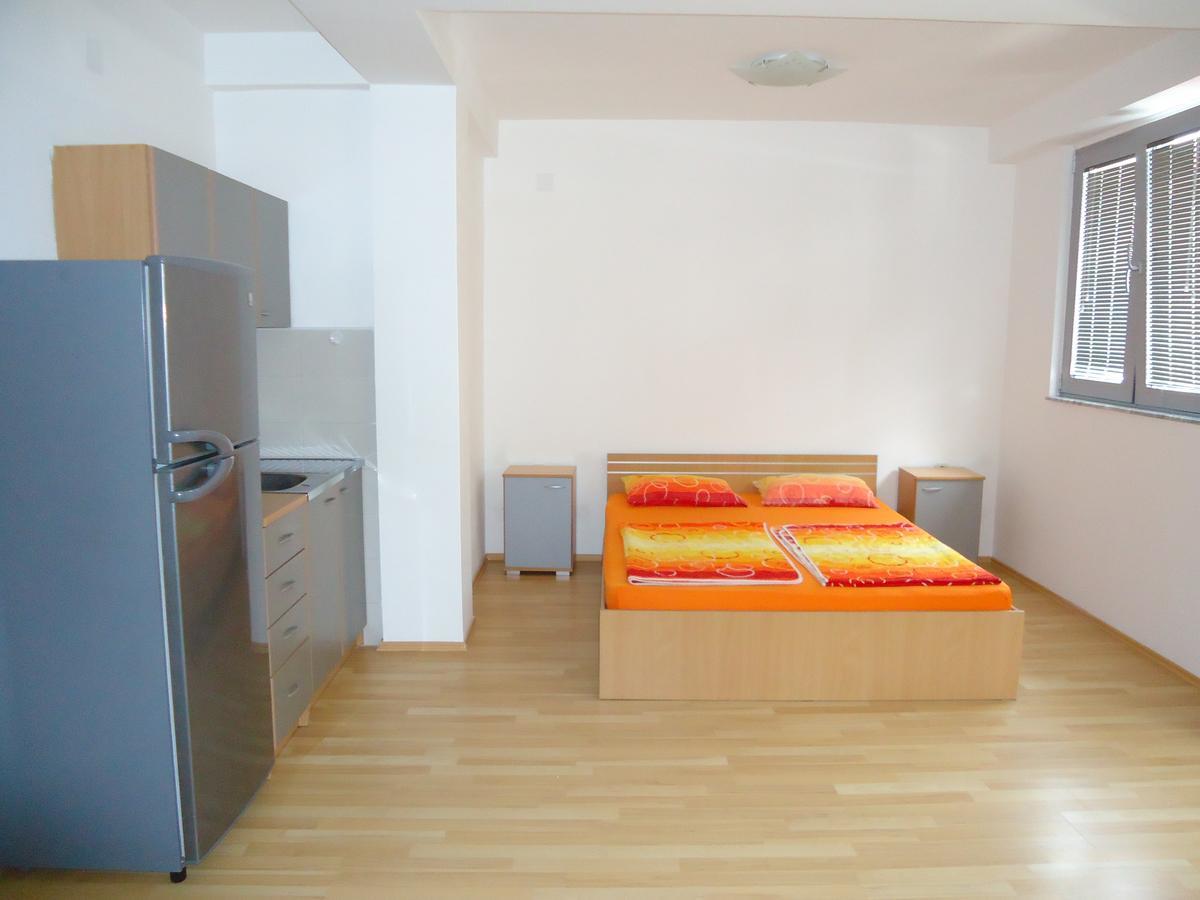 Apartments Stefanel Ohrid For Family And Couples Only Экстерьер фото